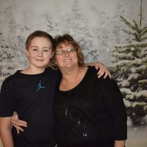 Meet your Posher, Leona